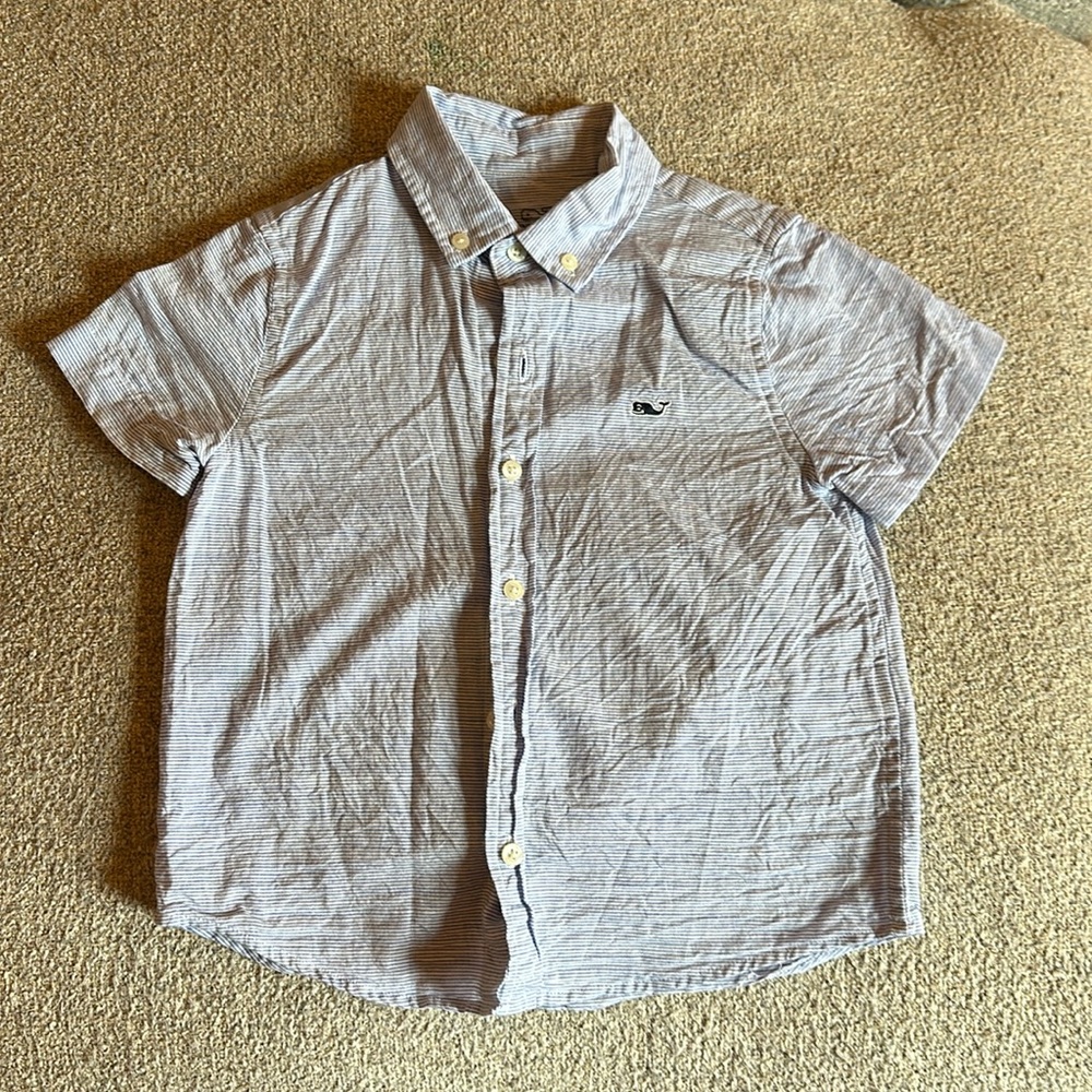 Vineyard vines size 5 button down